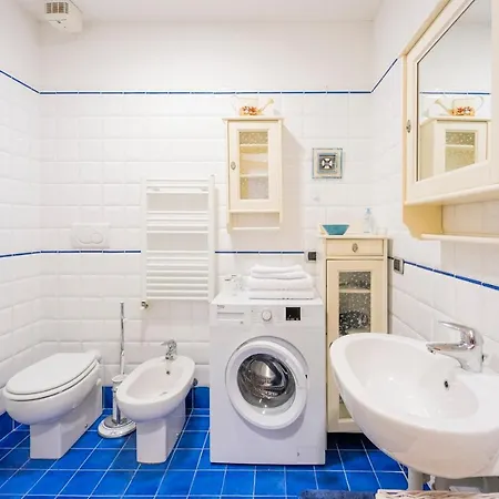 113 - Casa Le Terrazze In Centro 100 Metri Mare Spiaggia, Box Auto Gratis