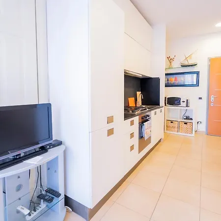 113 - Casa Le Terrazze In Centro 100 Metri Mare Spiaggia, Box Auto Gratis * Sestri Levante