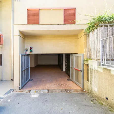 113 - Casa Le Terrazze In Centro 100 Metri Mare Spiaggia, Box Auto Gratis * 세스트리레반떼